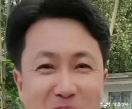 网红爱笑的秀才